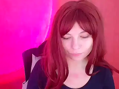 Alice Gotica online show from 10.09.25