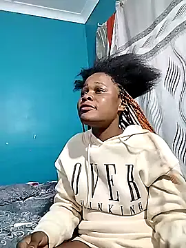 BlondieBitch online show from 11.21.25