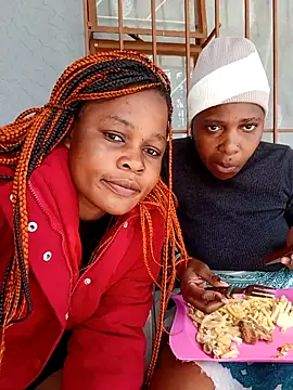 BlondieBitch online show from 12.14.25