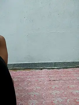 Snapshot of bigcutecouple chatting on 10.22.25 bigcutecouple online show from 10.22.25