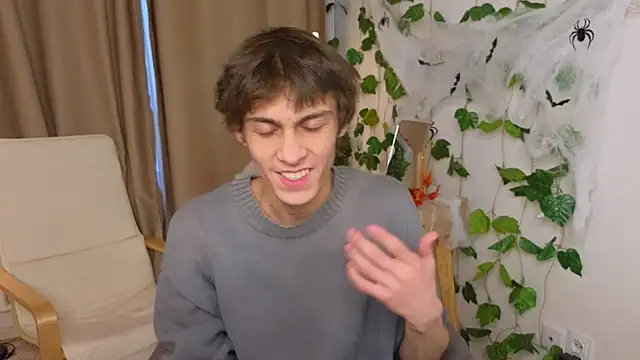 va1ora online show from 10.30.25