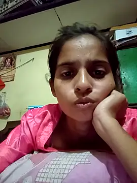 Snapshot of Saloni-Gupta chatting on 10.04.25 Saloni-Gupta online show from 10.04.25
