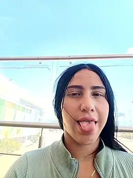 Katalella Hott online show from 10.24.25