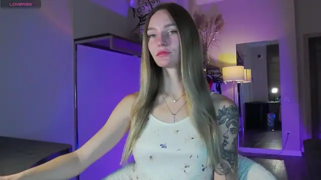 Melloudy online show from 10.04.25