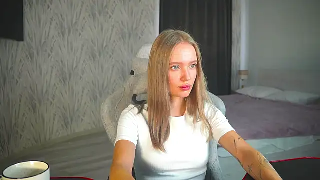 AlyssaSelmon online show from 09.14.25