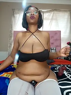 YummyChocTits online show from 10.17.25