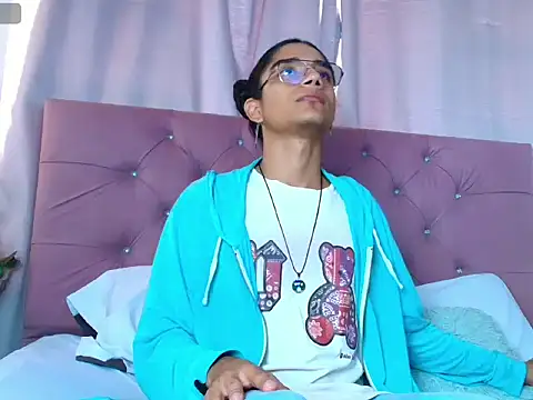 EthanBlackwoodd online show from 09.23.25