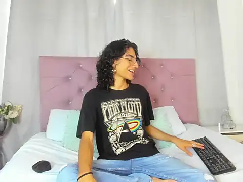 EthanBlackwoodd online show from 10.21.25