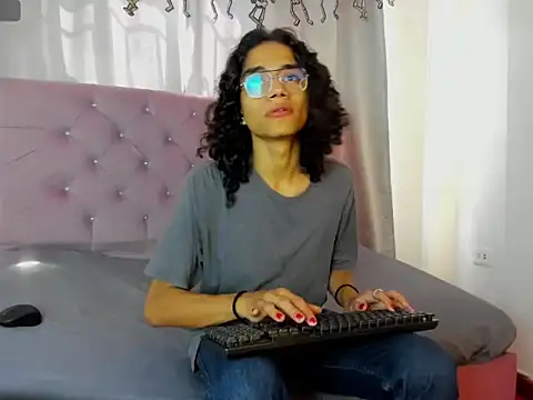 EthanBlackwoodd online show from 11.11.25