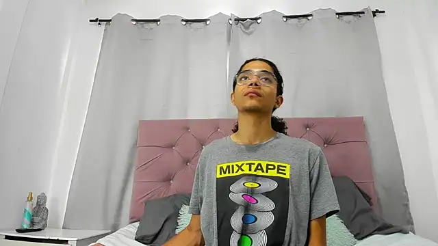 EthanBlackwoodd online show from 03.11.26