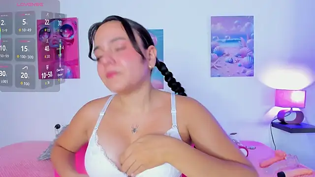 saray rivas18 online show from 12.18.25