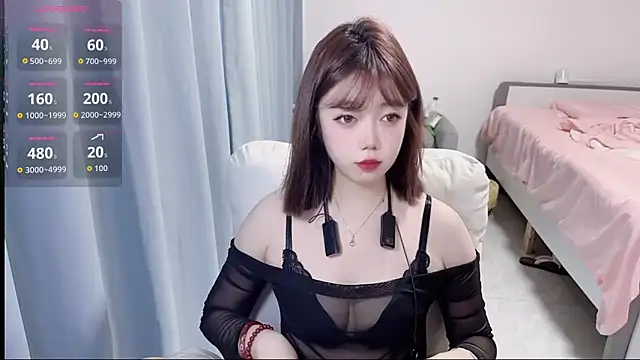 Lucky Cici online show from 10.06.25