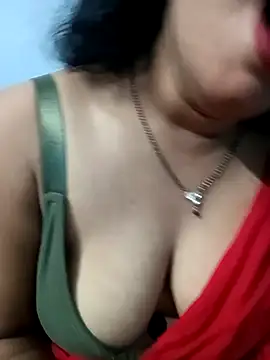 Snapshot of Deliciouskimi chatting on 12.03.25 Deliciouskimi online show from 12.03.25