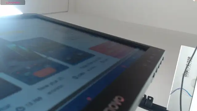 MayaScott11 online show from 11.24.25