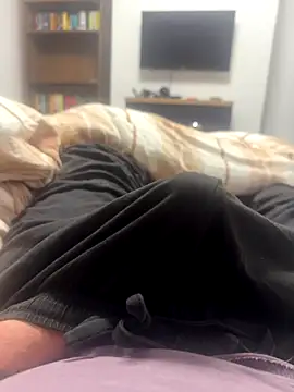 Snapshot of tdjw92 chatting on 11.18.25 tdjw92 online show from 11.18.25