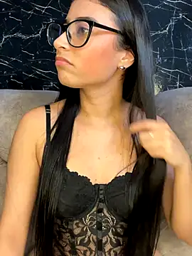 Snapshot of Isabella_Montoya chatting on 09.16.25 Isabella Montoya online show from 09.16.25