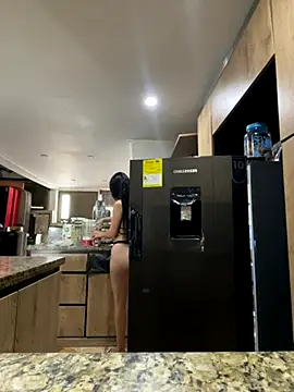 Snapshot of Isabella_Montoya chatting on 09.27.25 Isabella Montoya online show from 09.27.25