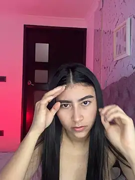 Snapshot of Isabella_Montoya chatting on 10.22.25 Isabella Montoya online show from 10.22.25