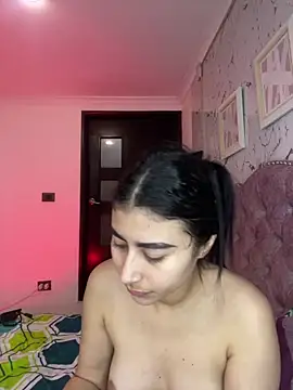 Snapshot of Isabella_Montoya chatting on 10.27.25 Isabella Montoya online show from 10.27.25