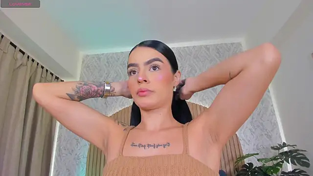 Sophiie Belle online show from 09.17.25