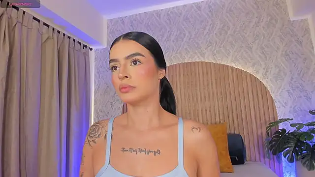 Sophiie Belle online show from 09.18.25