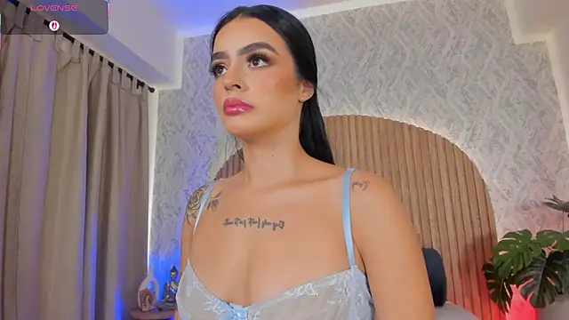 Sophiie Belle online show from 09.29.25