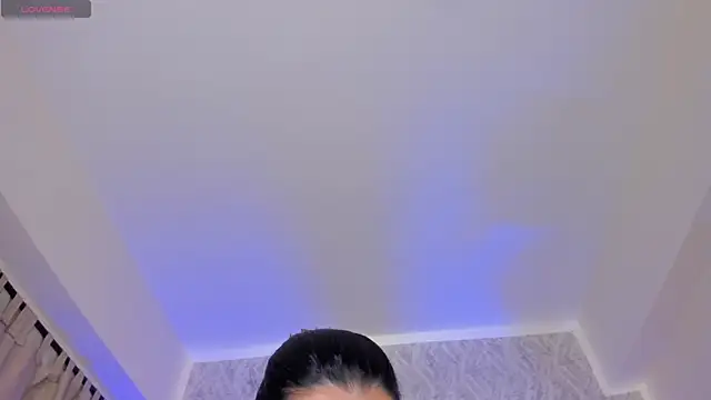 Sophiie Belle online show from 10.04.25