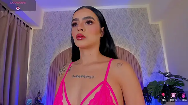 Sophiie Belle online show from 10.10.25