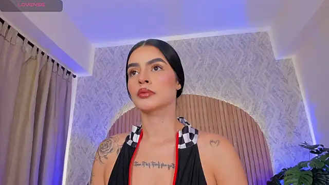 Sophiie Belle online show from 10.17.25