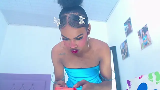 whitneytt online show from 10.18.25