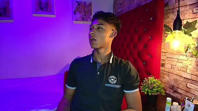 CoffeNaughty nom online show from 11.12.25