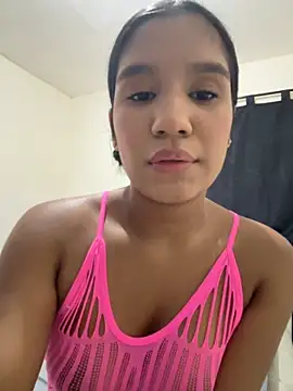 Snapshot of Lyria_Diamond chatting on 10.21.25 Lyria Diamond online show from 10.21.25