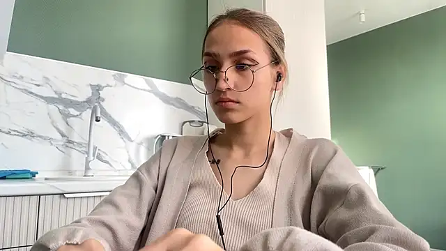 AmeliaCarter online show from 09.14.25