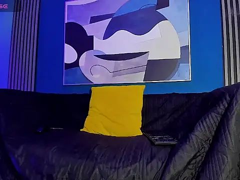 kevinn blue1 online show from 10.04.25