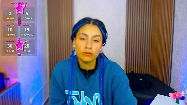 Snapshot of DAKOTA_TAY1 chatting on 10.19.25 DAKOTA TAY1 online show from 10.19.25