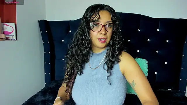 Snapshot of Bonnie_tucci1 chatting on 09.26.25 Bonnie tucci1 online show from 09.26.25