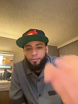 LeoPR00 online show from 11.12.25