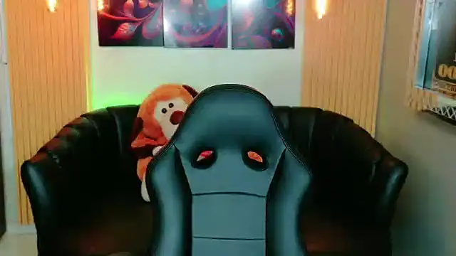 ElectrogoDdess online show from 10.04.25