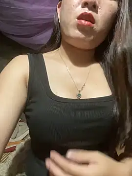 Snapshot of Luna-ass chatting on 10.02.25 Luna-ass online show from 10.02.25