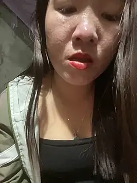 Snapshot of Luna-ass chatting on 10.22.25 Luna-ass online show from 10.22.25