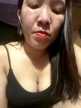 Snapshot of Luna-ass chatting on 10.27.25 Luna-ass online show from 10.27.25