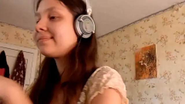 QutieDaSweet online show from 09.21.25