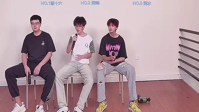 huayang001 online show from 09.15.25