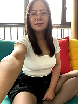 zhengzheng-102 online show from 09.18.25