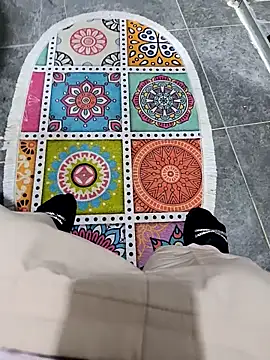 Snapshot of elif25 chatting on 09.30.25 elif25 online show from 09.30.25