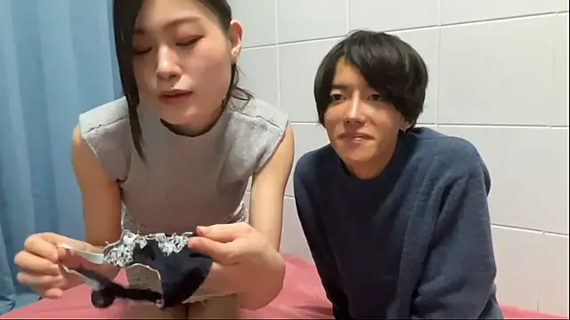 Snapshot of komei_abe chatting on 10.27.25 komei abe online show from 10.27.25