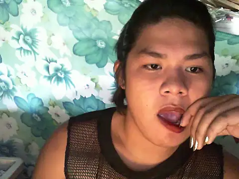 Snapshot of Huntrix2025 chatting on 09.21.25 Huntrix2025 online show from 09.21.25