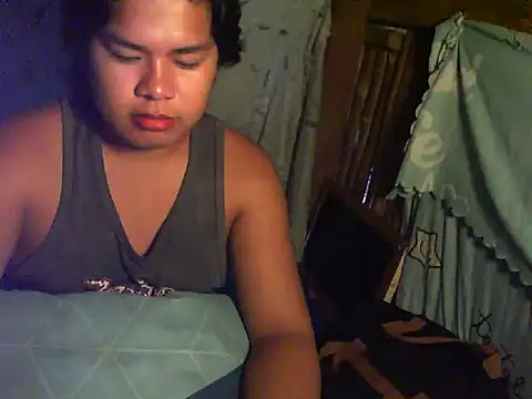 Snapshot of Huntrix2025 chatting on 10.16.25 Huntrix2025 online show from 10.16.25