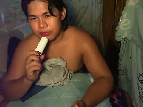 Snapshot of Huntrix2025 chatting on 10.18.25 Huntrix2025 online show from 10.18.25