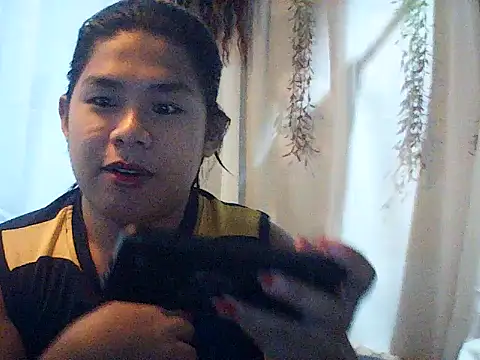 Snapshot of Huntrix2025 chatting on 10.20.25 Huntrix2025 online show from 10.20.25